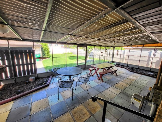 2448 Hawthorne Avenue, Westchester, IL 60154