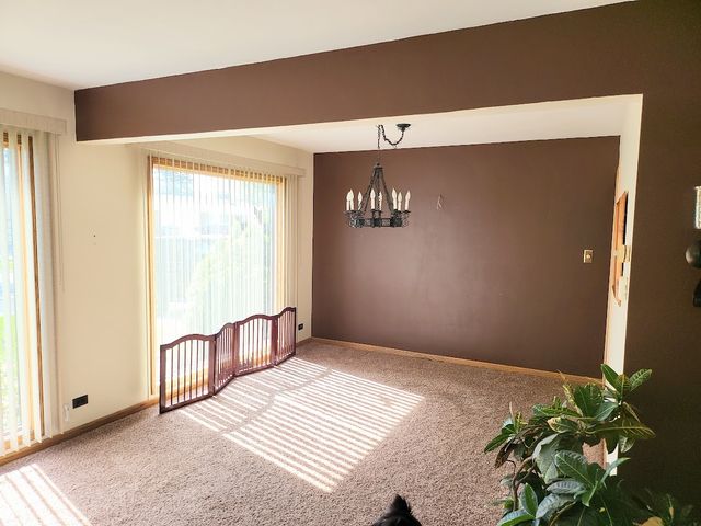 2448 Hawthorne Avenue, Westchester, IL 60154