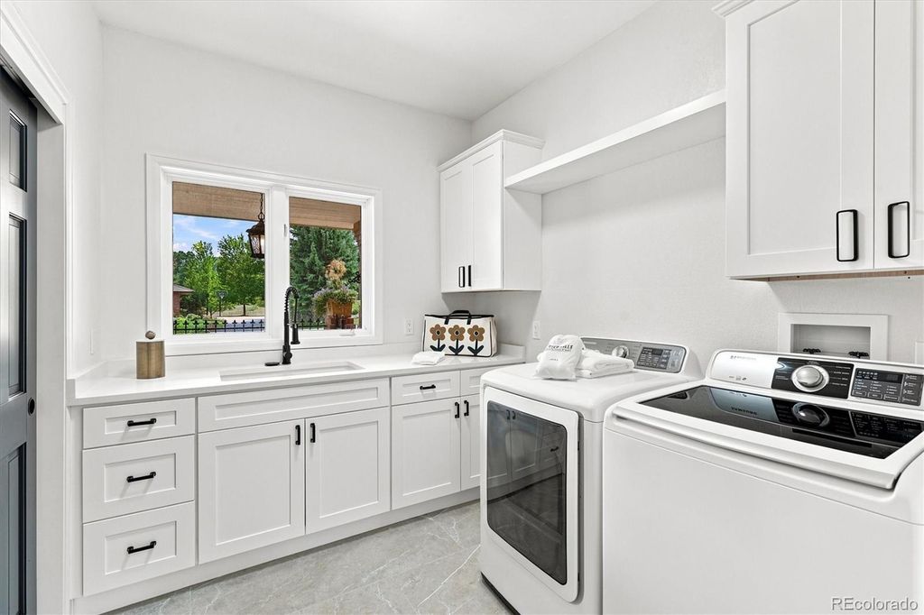 Image 35 of property listing at 3 Mourning Dove Lane, Littleton, CO 80127