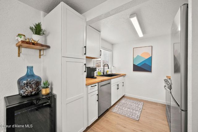 1219 E Coeur D Alene AVE, Coeur D'alene, ID 83814