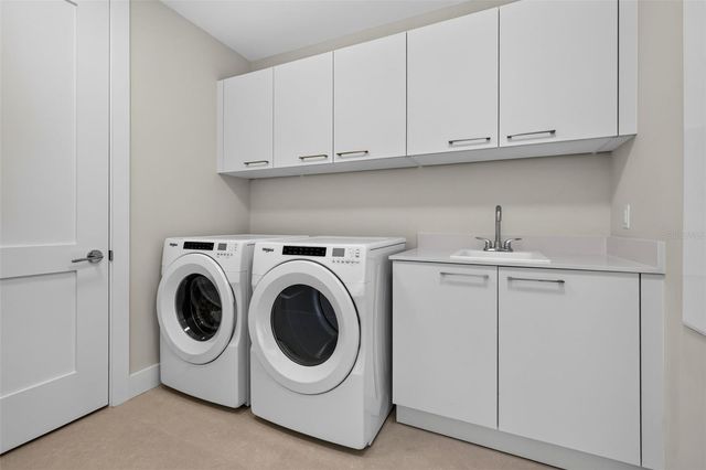 275 1ST AVENUE S 3407, St Petersburg, FL 33701