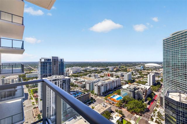 275 1ST AVENUE S 3407, St Petersburg, FL 33701