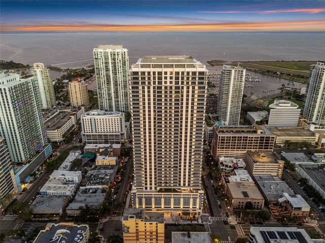 275 1ST AVENUE S 3407, St Petersburg, FL 33701