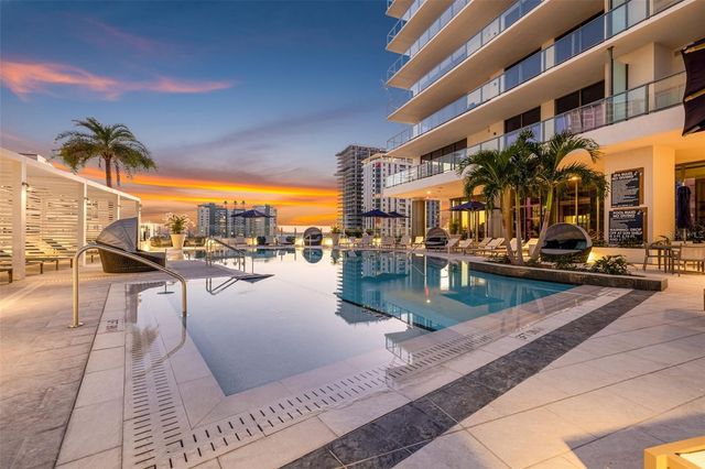 275 1ST AVENUE S 3407, St Petersburg, FL 33701
