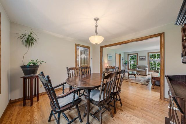 4965 N SCHUH ROAD, Appleton, WI 54913