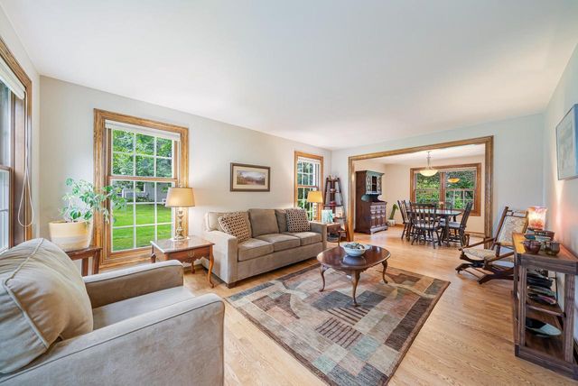 4965 N SCHUH ROAD, Appleton, WI 54913