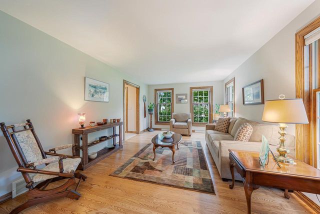 4965 N SCHUH ROAD, Appleton, WI 54913