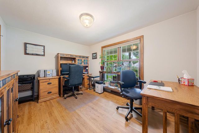 4965 N SCHUH ROAD, Appleton, WI 54913