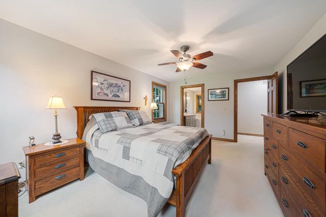 4965 N SCHUH ROAD, Appleton, WI 54913