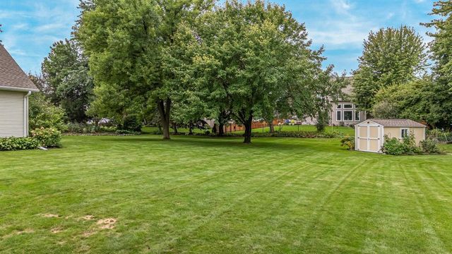 4965 N SCHUH ROAD, Appleton, WI 54913