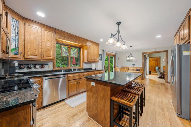 4965 N SCHUH ROAD, Appleton, WI 54913