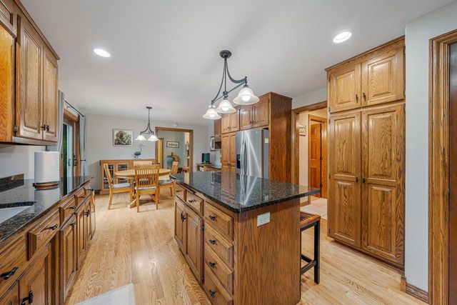 4965 N SCHUH ROAD, Appleton, WI 54913
