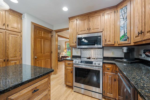 4965 N SCHUH ROAD, Appleton, WI 54913