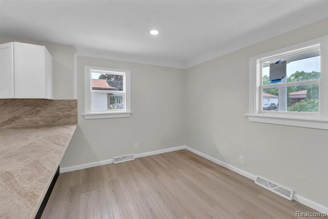 6530 Madison Street, Taylor, MI 48180