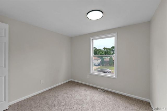 6530 Madison Street, Taylor, MI 48180