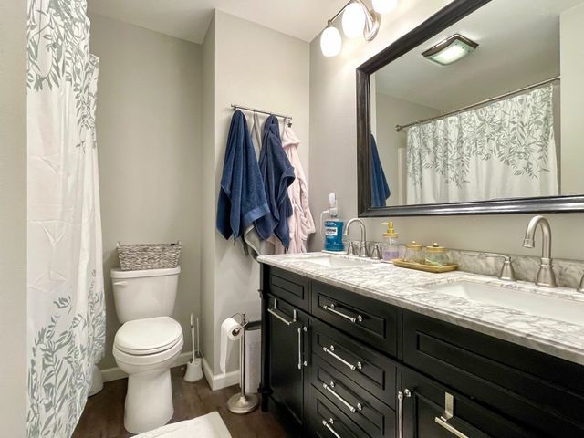 1714 University Drive, Minot, ND 58703