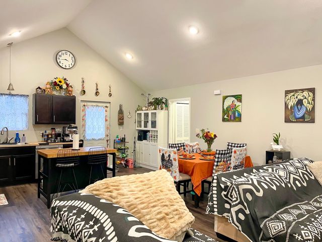 1714 University Drive, Minot, ND 58703