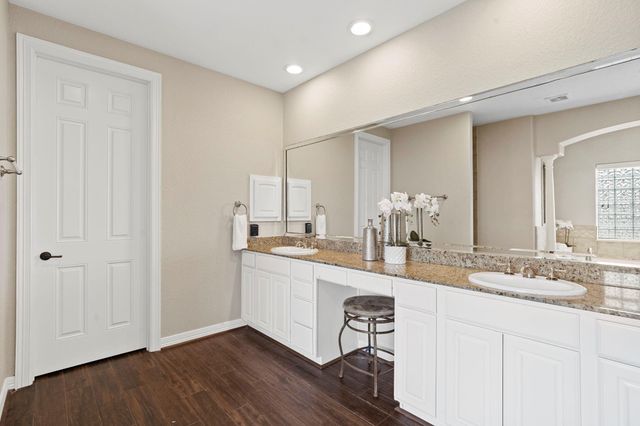 4502 Creek Point Lane, Missouri City, TX 77459