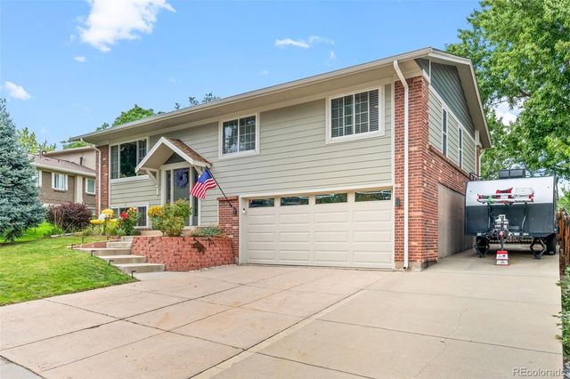 2137 S Xenon Street, Lakewood, CO 80228