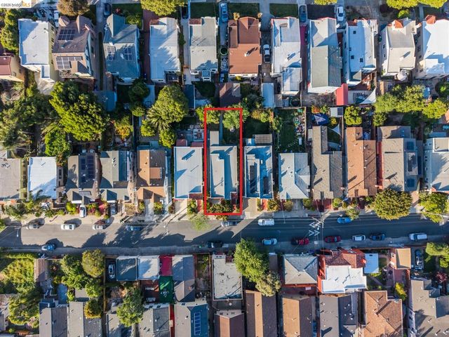 5340 Walnut St, Oakland, CA 94619