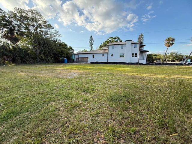 3733 6TH STREET S, St Petersburg, FL 33705