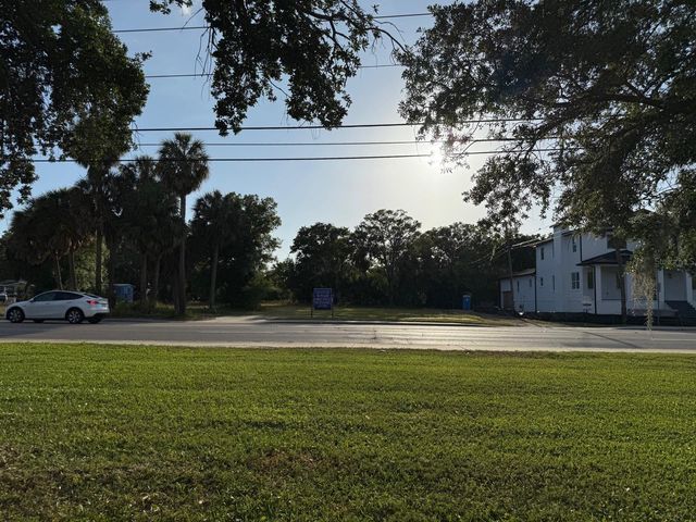 3733 6TH STREET S, St Petersburg, FL 33705