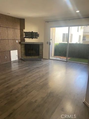 20253 Keswick 211, Winnetka, CA 91306