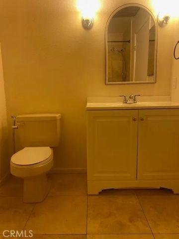 20253 Keswick 211, Winnetka, CA 91306