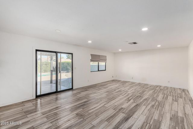 682 W GAIL Drive, Chandler, AZ 85225