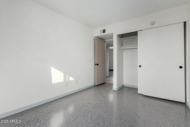 682 W GAIL Drive, Chandler, AZ 85225