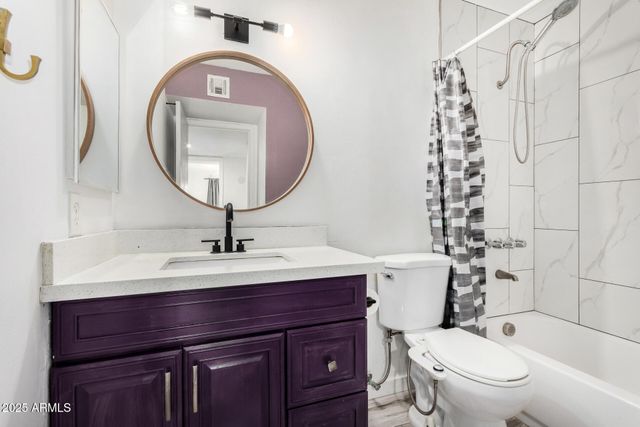 682 W GAIL Drive, Chandler, AZ 85225