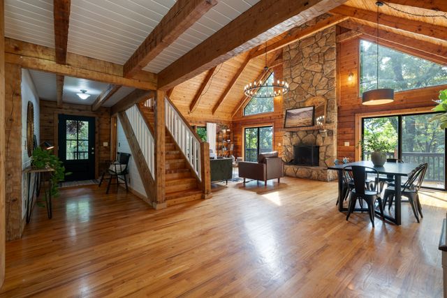 2676 Thompson Station Rd, E, Thompsons Station, TN 37179