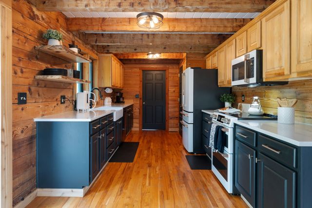 2676 Thompson Station Rd, E, Thompsons Station, TN 37179