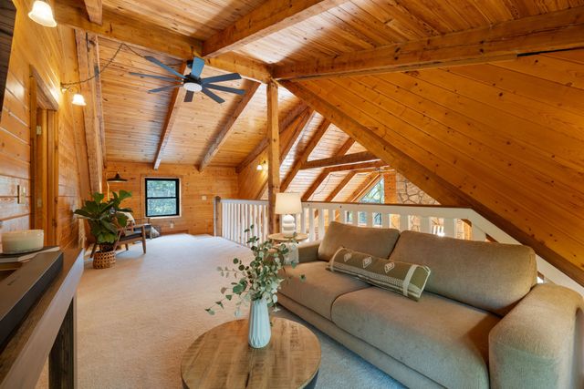 2676 Thompson Station Rd, E, Thompsons Station, TN 37179