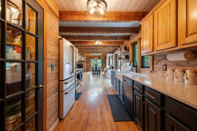 2676 Thompson Station Rd, E, Thompsons Station, TN 37179