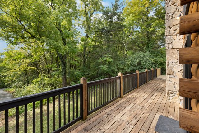 2676 Thompson Station Rd, E, Thompsons Station, TN 37179