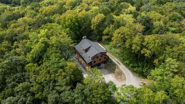 2676 Thompson Station Rd, E, Thompsons Station, TN 37179