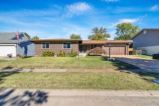 3106 Donnycave Lane, Maryland Heights, MO 63043
