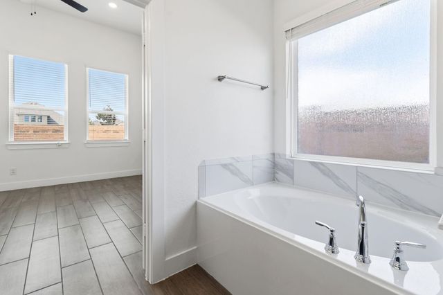 7931 Horizon Shore Lane, Cypress, TX 77433