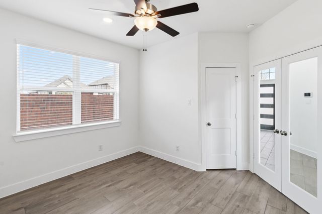 7931 Horizon Shore Lane, Cypress, TX 77433