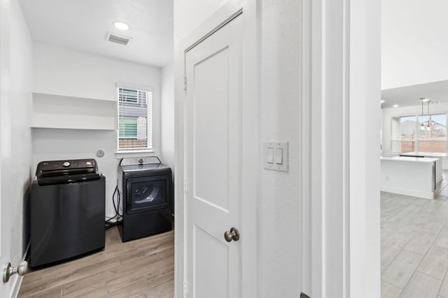 7931 Horizon Shore Lane, Cypress, TX 77433