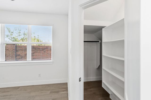 7931 Horizon Shore Lane, Cypress, TX 77433