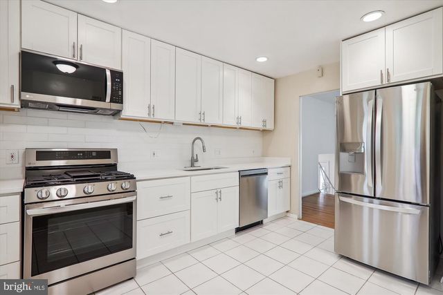 6518 WILMETT RD, Bethesda, MD 20817