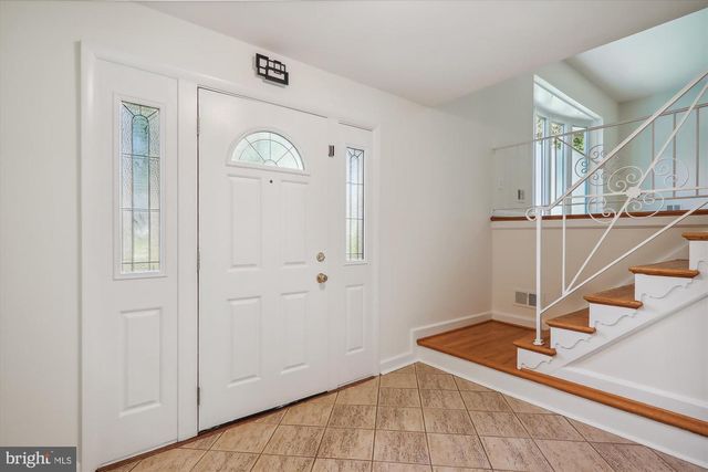 6518 WILMETT RD, Bethesda, MD 20817