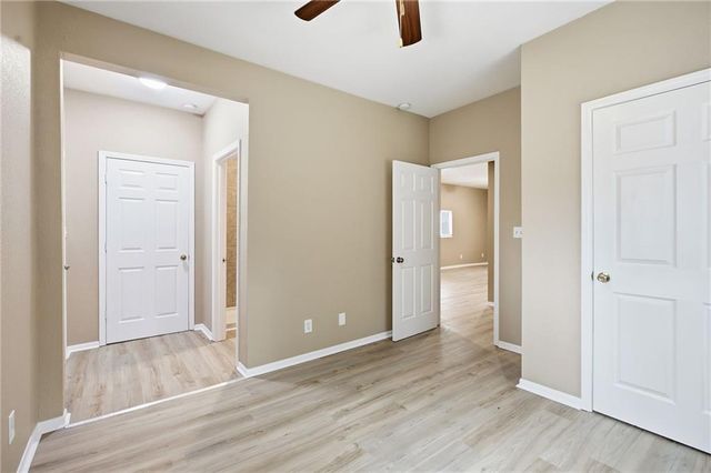 2537 Elmwood Avenue, Kansas City, MO 64127