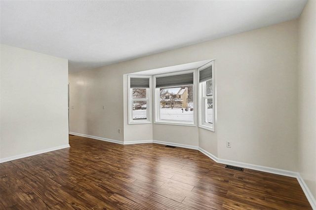 8155 Interlochen Street, Kalamazoo, MI 49009