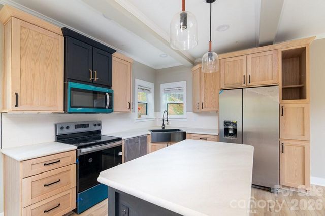 67 Patterson Drive, Dillsboro, NC 28725