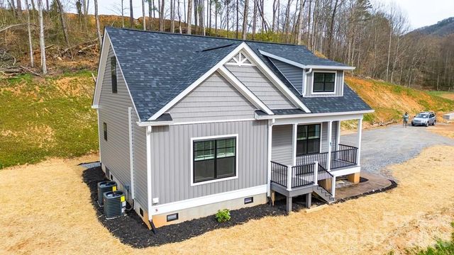 67 Patterson Drive, Dillsboro, NC 28725