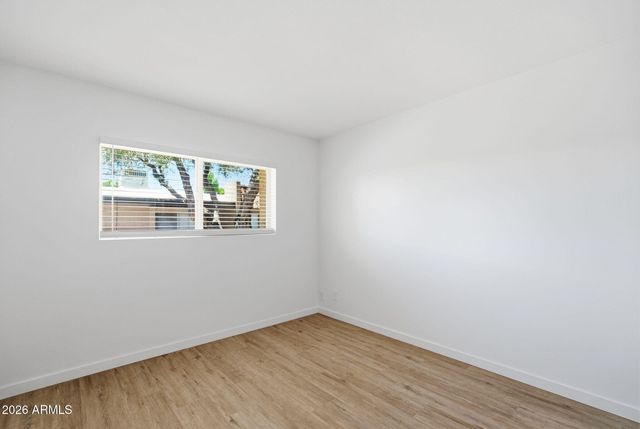 1320 E BETHANY HOME Road 52, Phoenix, AZ 85014