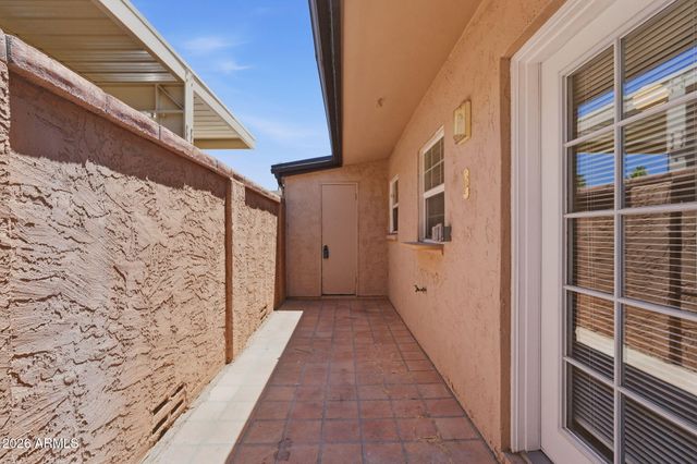1320 E BETHANY HOME Road 52, Phoenix, AZ 85014